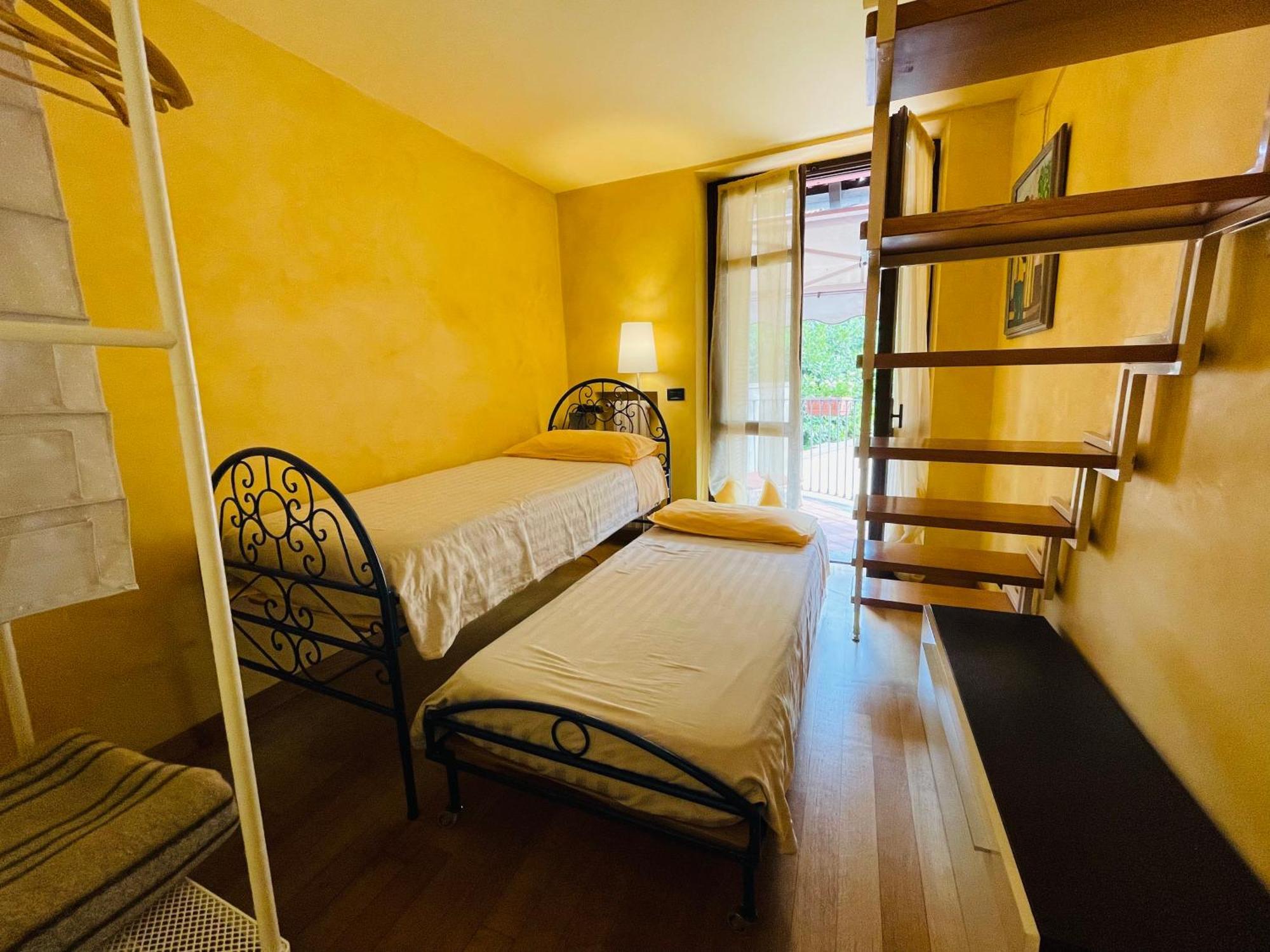 Casa Caroli, Charme E Comfort Nel Cuore Di Alba Eksteriør bilde