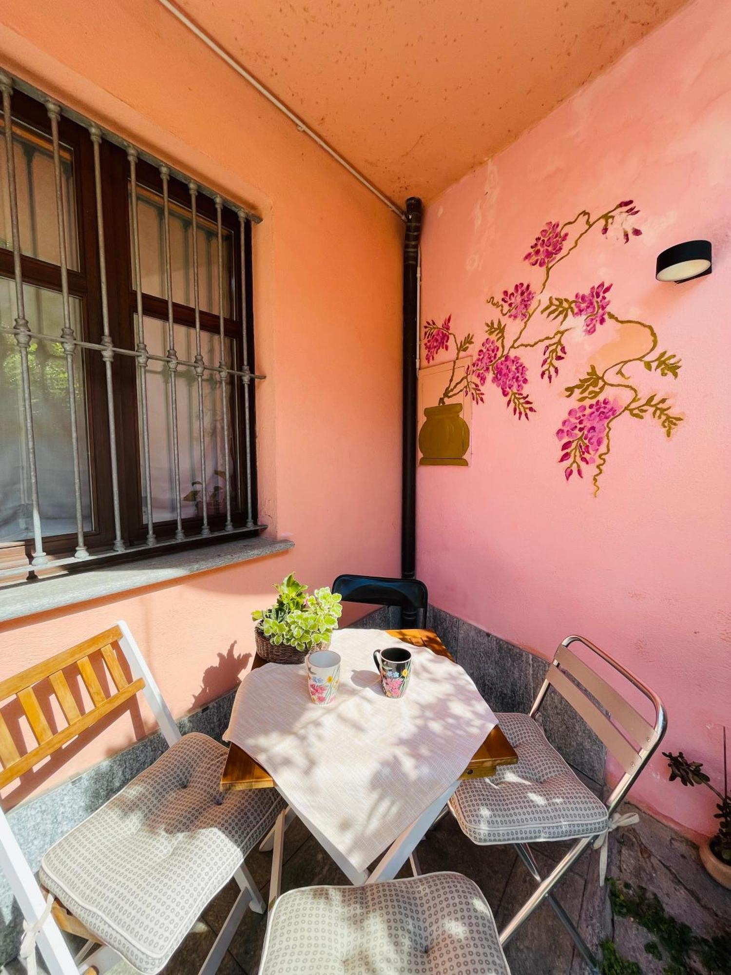 Casa Caroli, Charme E Comfort Nel Cuore Di Alba Eksteriør bilde